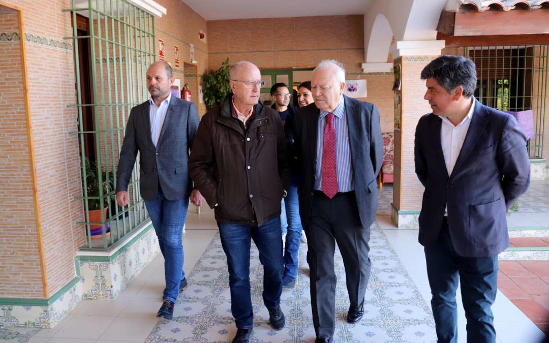 Moratinos se compromete a dar voz internacional al proyecto ÖDOS de la Fundación EMET Arcoiris